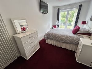 Photo 18- click for photo gallery